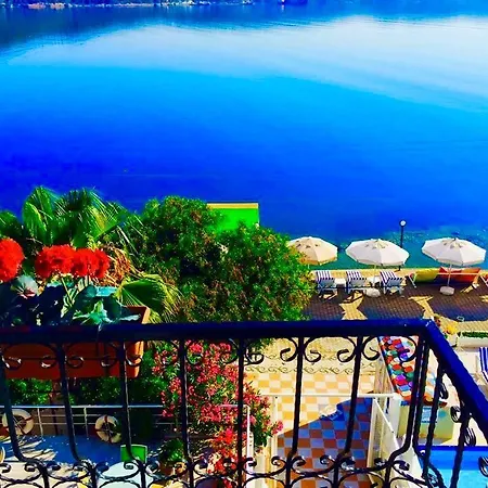 Akyali Otel 4*